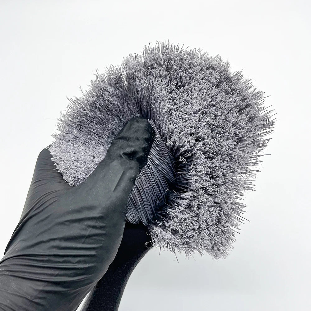 Flag-Tipped Wheel Detail Brush - Medium Bristle