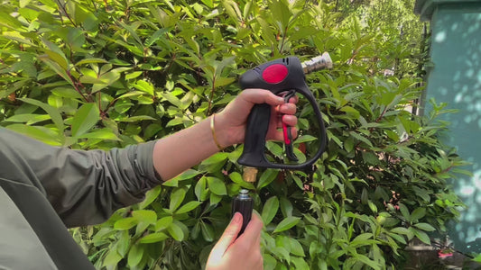 Swiveling Shorty Spray Gun - 3/8" Quick Connect